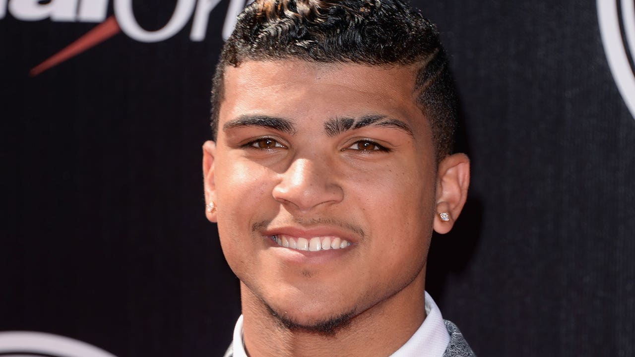 Tottenham on brink of signing Seattle defender Yedlin